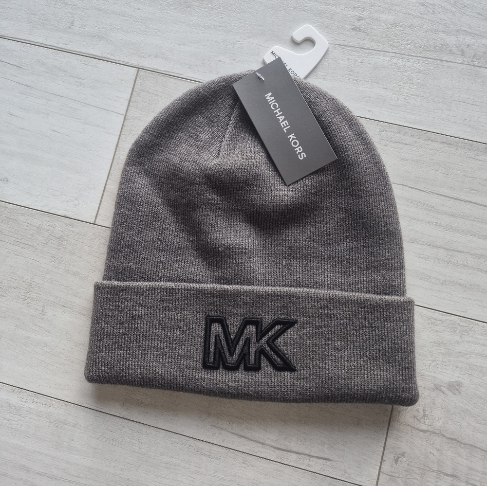 MICHAEL Michael Kors NEW Logo Embroidered Ribbed Knit Beanie